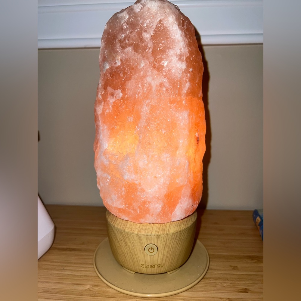 iHome - Zenergy 100% genuine Himalayan Salt Lamp w/light and sound therapy